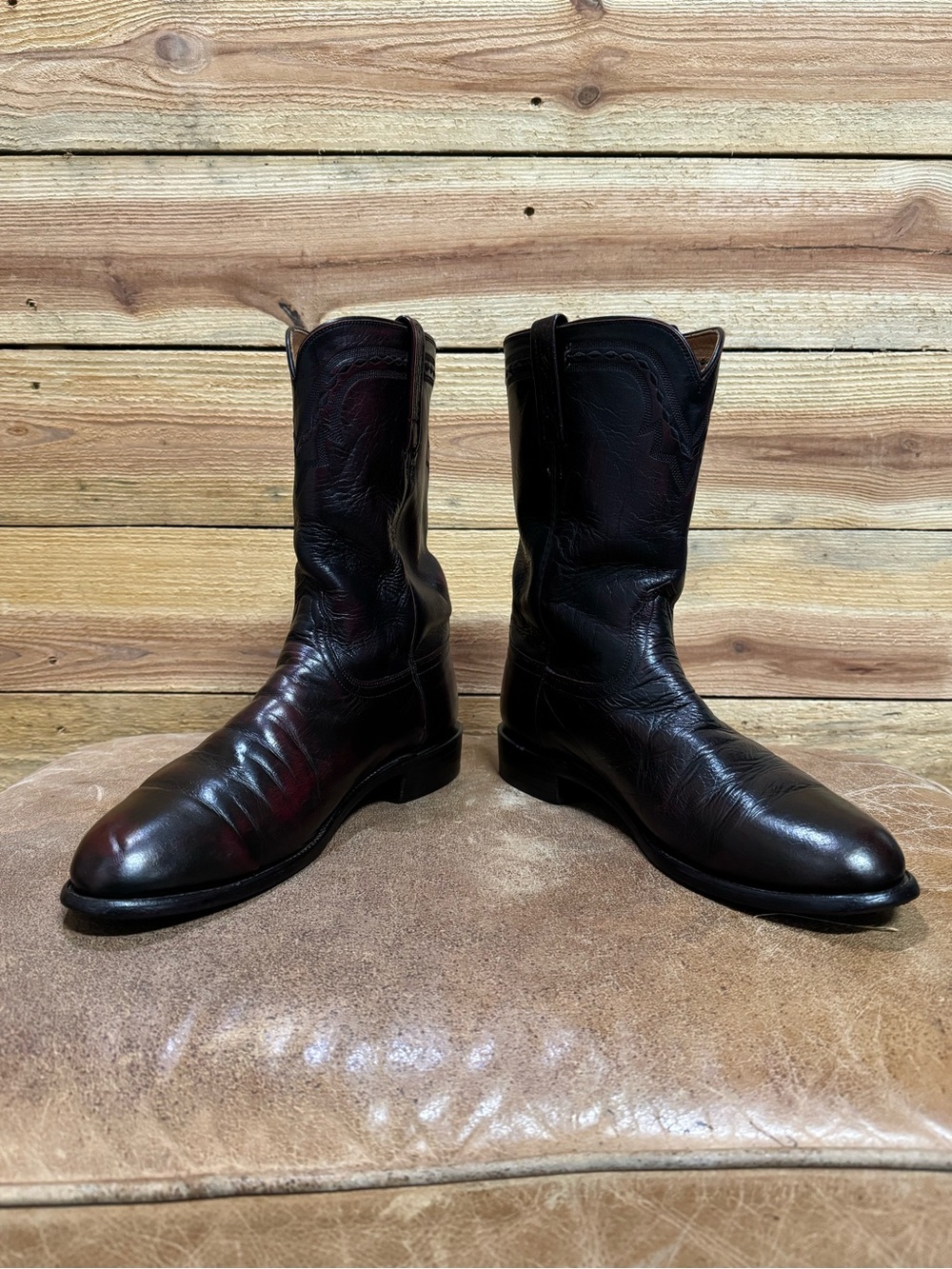 Lucchese Black Cherry Ropers men’s size 11EE